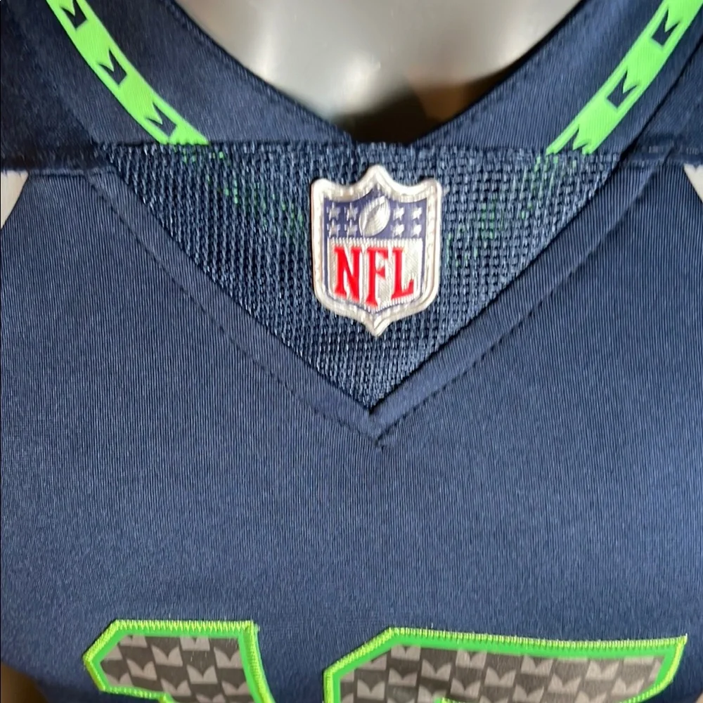 Nike NFL green and blue Seahawks Jersey Size Youth Large - Picture 2 of 13